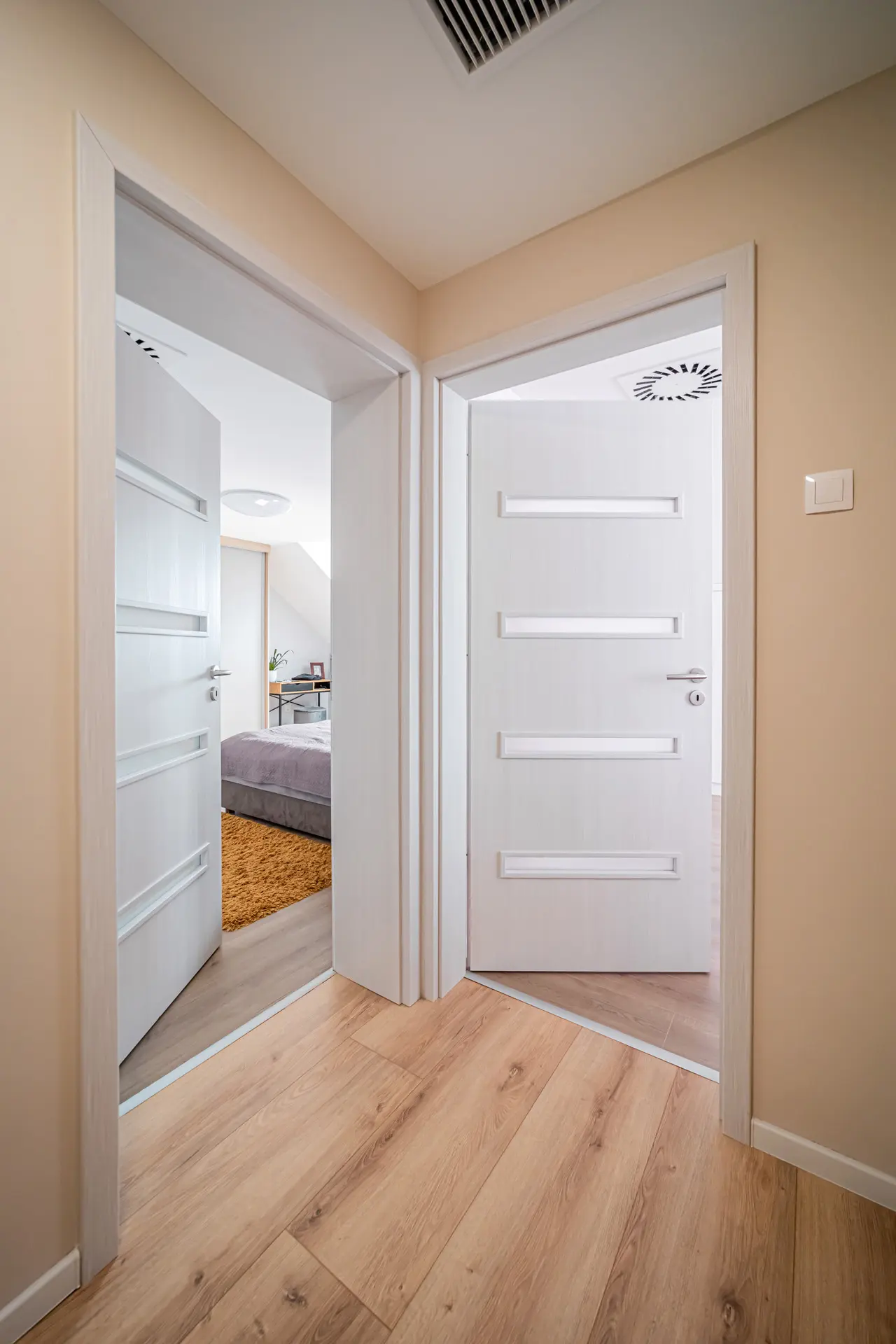 Borítások találkozása 90 fokban