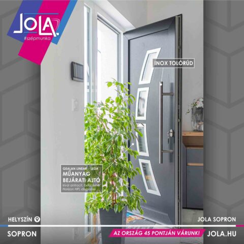 Soproni antracit Gealan Linear műanyag bejárati ajtó fehér üvegbetétekkel és inox tolórúddal